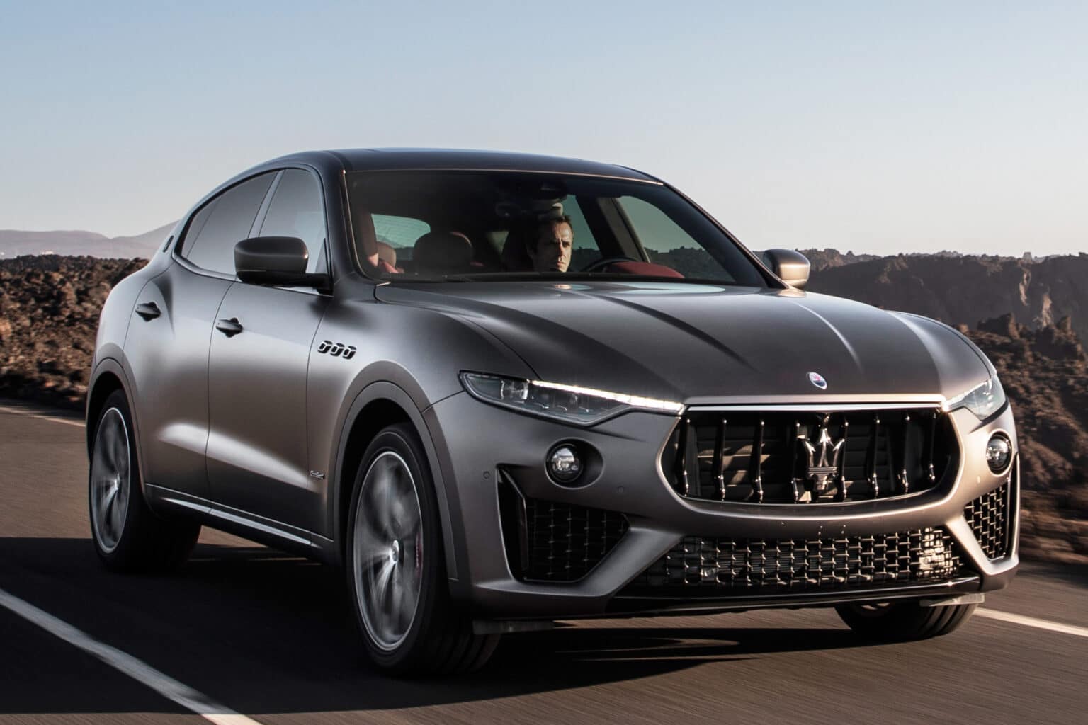 Размеры maserati levante